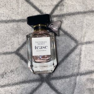 Victoria secret tease perfume